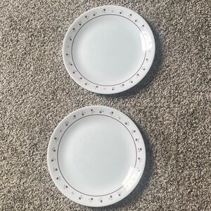 Set of 2 Corelle Burgundy Rose Design dinner plates dinnerware Corning USA Pyrex